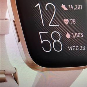 Fitbit Versa 2 Rose color